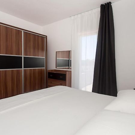 Angolo Apartments Kastela Exterior photo
